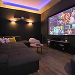 Stozak, Private Heated Pool, Cinema And Sauna, 7 Km From Βίλα