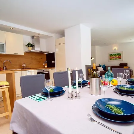 Stozak, Private Heated Pool, Cinema And Sauna, 7 Km From Vila *