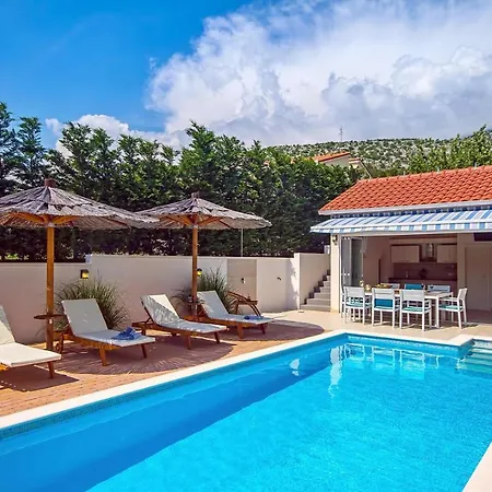Stozak, Private Heated Pool, Cinema And Sauna, 7 Km From Vila *