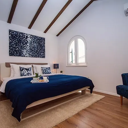 Vila Stozak, Private Heated Pool, Cinema And Sauna, 7 Km From